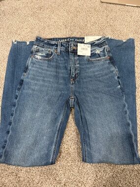 American Eagle mom jeans